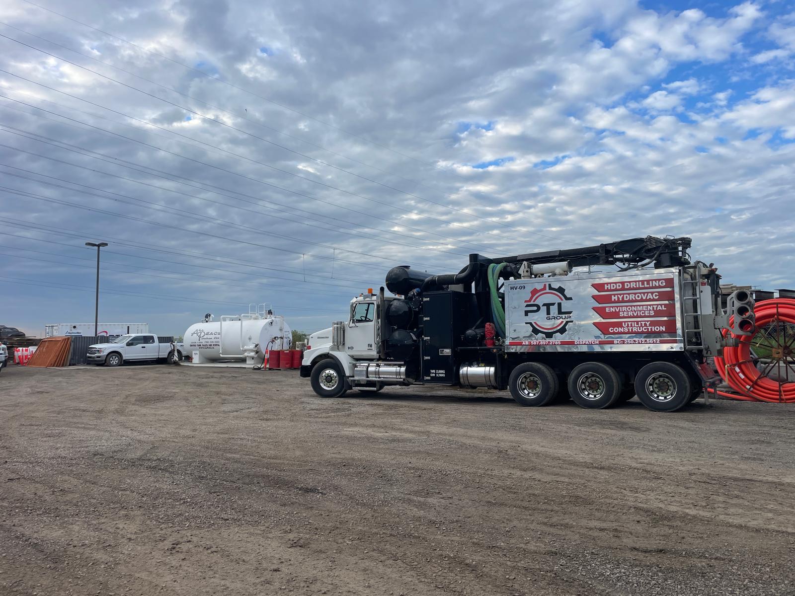 hydrovac-truck-calgary-utility-excavation High-capacity branded utility service vehicle ready for rapid dispatch to civil excavation and infrastructure pipeline projects across Calgary and Central Alberta.